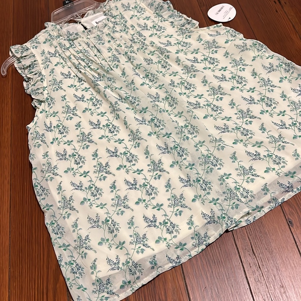 Floral Ruffle Women's Top - Green and Cream - Picture 11 of 15